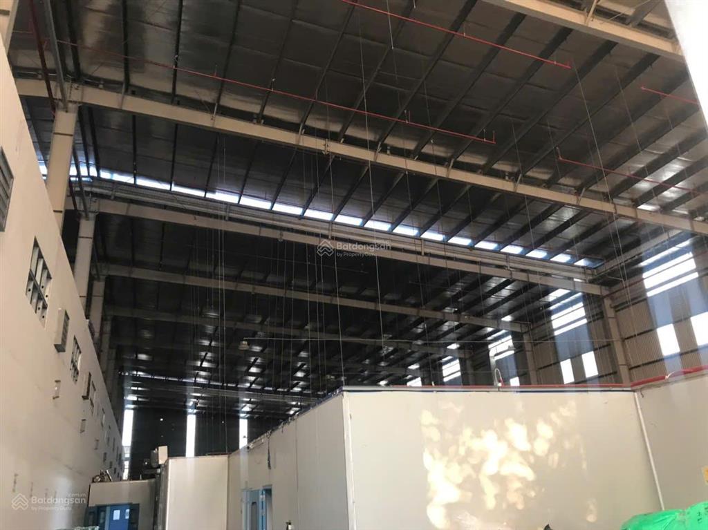 Cho thuê kho xưởng kcn quang minh 2000m2