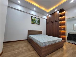 Chính chủ bán căn hộ 2 phòng ngủ 70m2 tòa thăng long victory