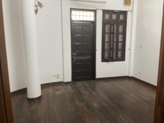 Nhà riêng ngõ phố vọng trần đại nghĩa dt 50m2x4t giá 16tr
