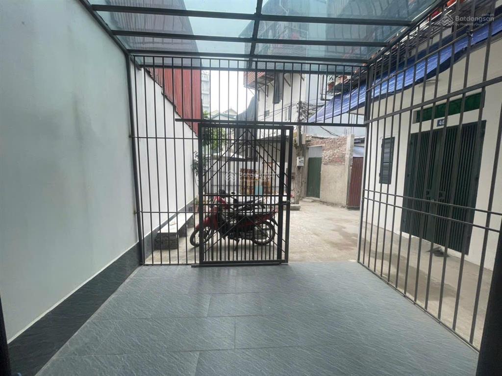 Nhà riêng mới tinh thang máy ngõ phố thịnh liệt giáp nhị dt65m2x5t giá 25tr