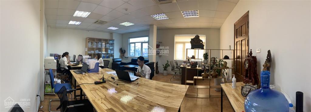 Cho thuê văn phòng 45m2, phố giảng võ, ba đình, hn, tầng cao, thoáng đẹp, có suất vat đầy đủ.