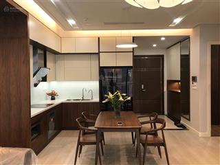 Cho thuê chcc sky city 88 láng hạ, 145m2, 3pn full nội thất, ban công đông nam, rộng rãi thoáng mát