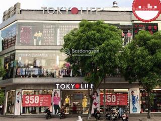 Cho thuê nhà mặt phố tại phố hai bà trưng, diện tích 100m2, 2 tầng, mặt tiền 12m