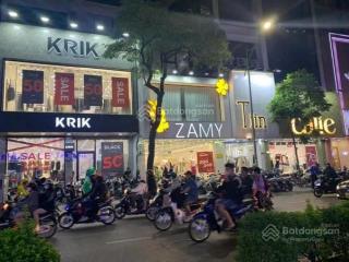 Cho thuê nhà mặt phố cầu giấy mặt tiền 7,2m, diện tích 300m2 x 2 tầng