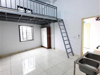 Ccmn 30m2 gác xép gần tháp đồng hồ văn phú, tiểu học phú la. cc 0984 378 *** (call/zalo)
