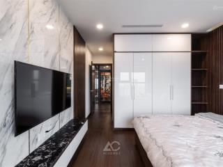 Chủ nhà cho thuê gấp căn hộ vinhomes nguyễn chí thanh, 86m2, 2 ngủ 2wc full đồ 20tr/th 0969 029 ***