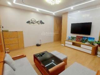 Bán căn hộ c4 xuân đỉnh 3 ngủ thấp tầng bếp rộng ban công thoáng 100m2 sẵn sổ nhỉnh 7 tỷ