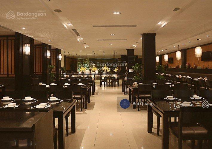Cho thuê nhà vị trí cực đẹp mặt phố nguyễn thái học 168m2, mt 12m, thông sàn, riêng biệt