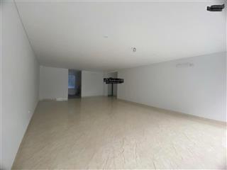 Cho thuê nhà mặt phố cát linh, dt 98m2x2 tầng, mt 6.3m, giá 60tr,  0968 896 ***