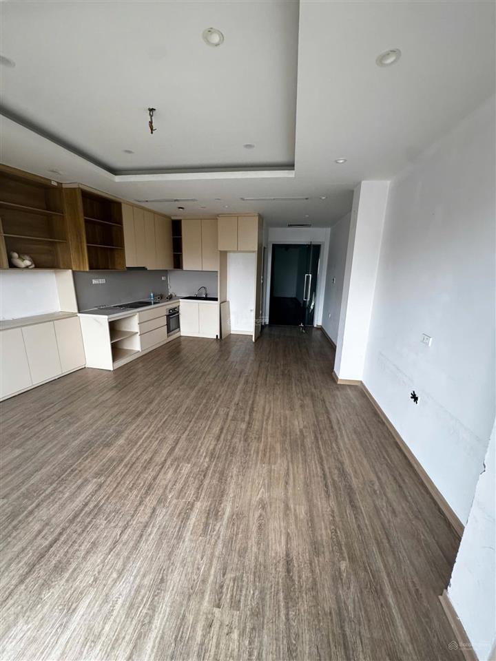 Cho thuê nhà mặt phố trung phụng, dt 90m2x7 tầng, mt 5.5m, giá 75tr, 0968 896 ***