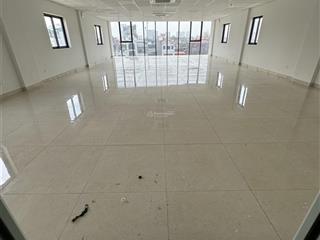 Cho thuê nhà mặt phố cầu giấy, dt 250m2x4 tầng + hầm, mt 9.5m, giá 260tr,  0968 896 ***