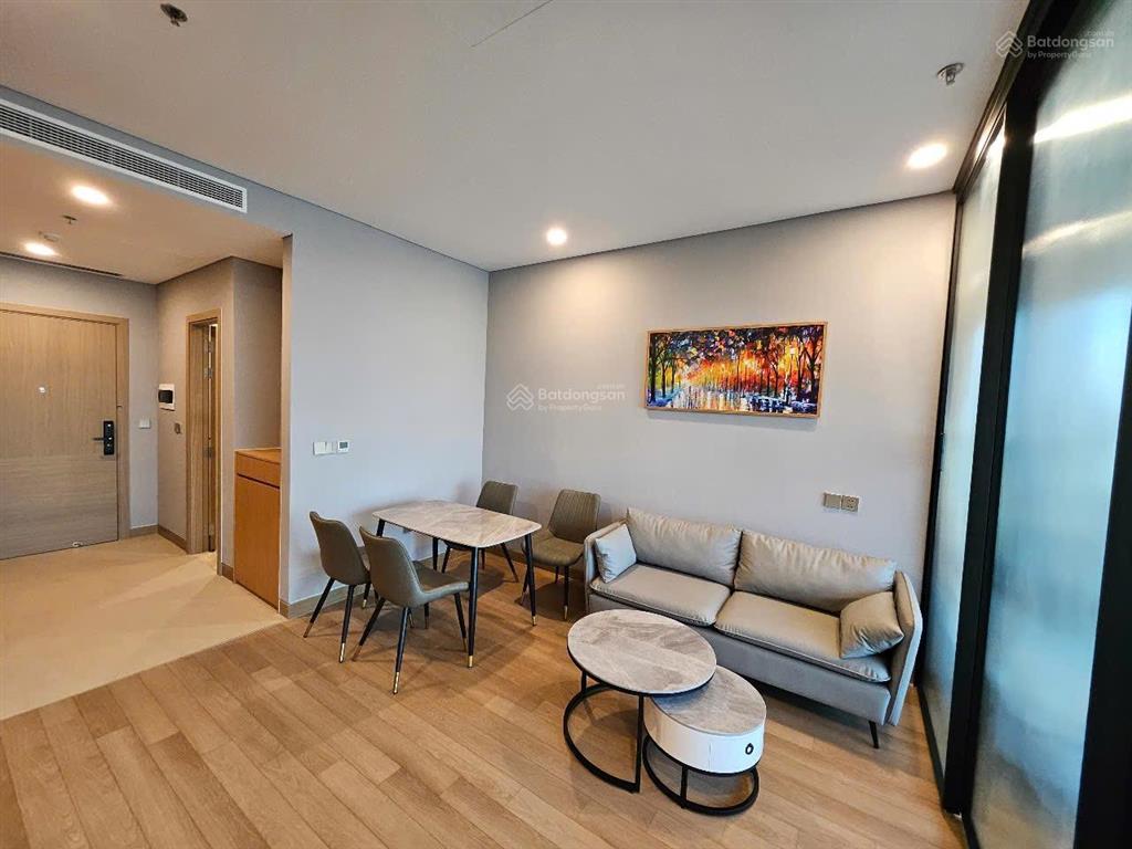 Hot. bán chung cư lancaster luminaire đường láng. 45m2, studio, đủ đồ. giá 4,3 tỷ. 0917 748 ***