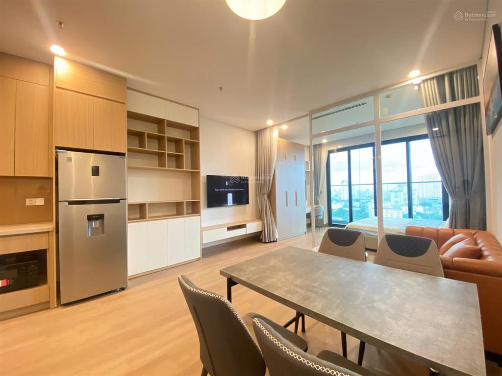 Chính chủ bán căn 1 ngủ đủ đồ 45m2 tại lancaster luminaire đường láng. giá 4.x tỷ. 0917 748 ***