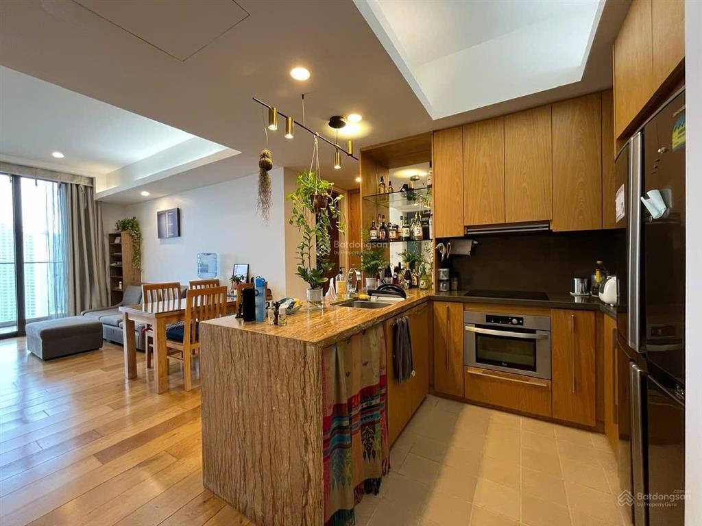 Bán căn chung cư indochina plaza cầu giấy. 98m2, 2 ngủ. đủ đồ. giá bán 13.x tỷ. 0917 748 ***