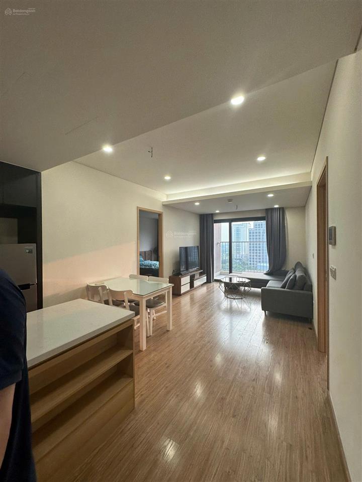 Hot. bán căn 2n+1. 86m2, full nội thất tại skypark số 3 tôn thất thuyết. giá 12.x tỷ. 0917 748 ***
