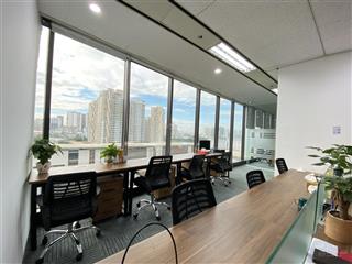 Chính chủ cho thuê sàn văn phòng full nội thất cao cấp 245m2 số 216 trần duy hưng. giá siêu tốt