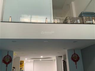 Bán nhà đẹp hẻm lạc long quân , phường 8 tân bình. dt 68.3m trệt lửng 2 lầu sân thượng giá 8 tỷ 5.