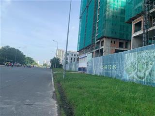 Bán shophouse 2 tầng khối đế dự án victoria village  quận 2. mặt tiền nguyễn mộng tuân giá 13 tỷ