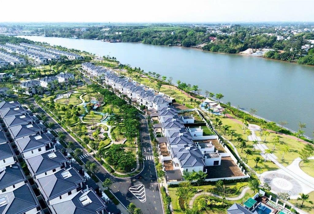 Hot! bán dinh thự swanbay zone 4 view sông & công viên nổi bật dự án, gần khu clubhouse hồ bơi