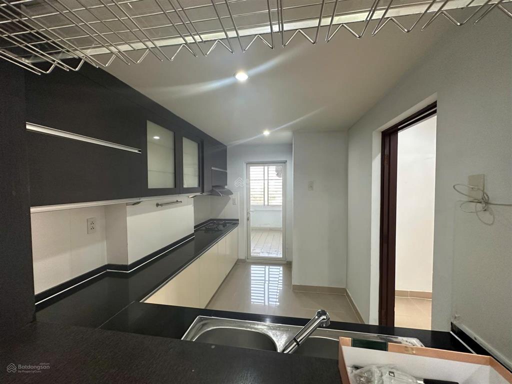 Cần cho thuê căn hộ grand view c, d, pmh, q7, giá 30 triệu/th,  mạnh 0909 297 *** 0888 143 ***