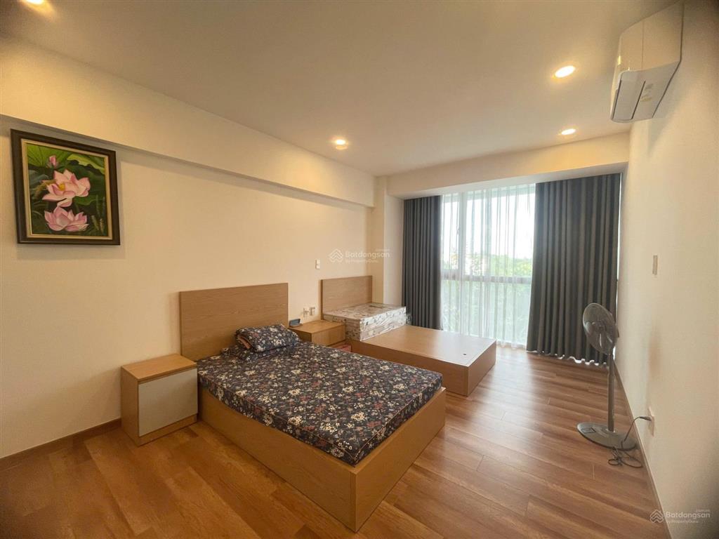 Bán garden court 1, pmh, q7, dt 145m2, 3pn. view kênh đào. giá 14.5 tỷ.  mạnh 0909 297 ***