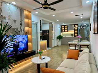 Cho thuê chcc sky garden 2. đt 81m2,2pn2wc. giá 24 triệu.  e mạnh. 0909 297 ***.