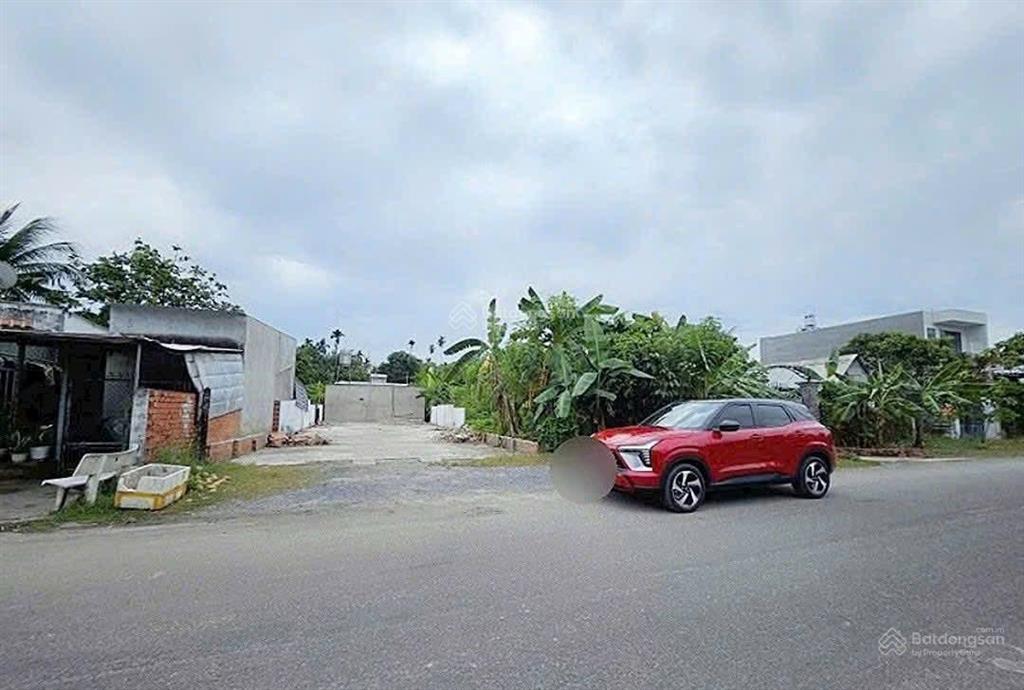 Đất bỉnh nhâm 100m2 nhựa thông giá 3.3 tỷ còn bớt