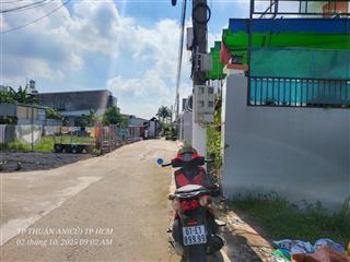 Đất 100m2 giá 2 tỷ 690tr cách chợ búng 300m đường ôto kdc nhà ở khang trang