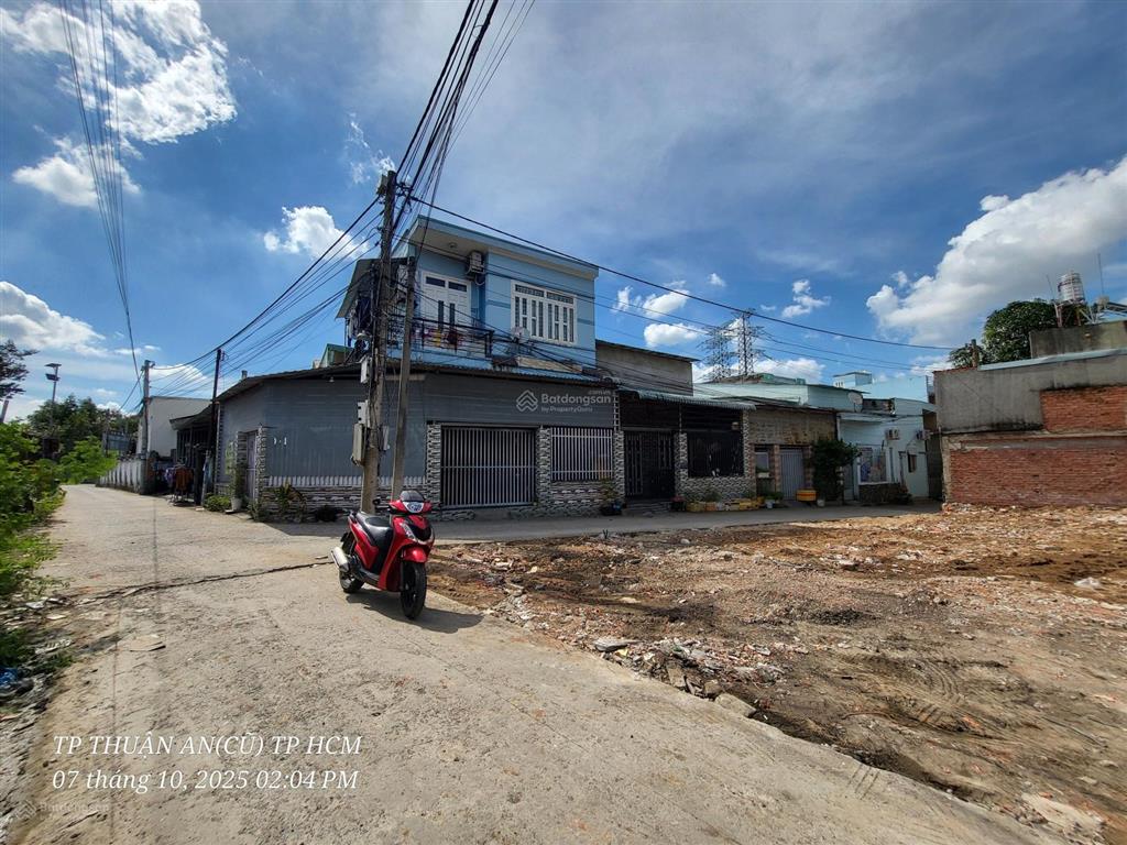 Góc 2 mặt tiền 10x14.5m full thổ cư đường xe tải gần ql13, cạnh vsip 1, kcx, linh trung 2