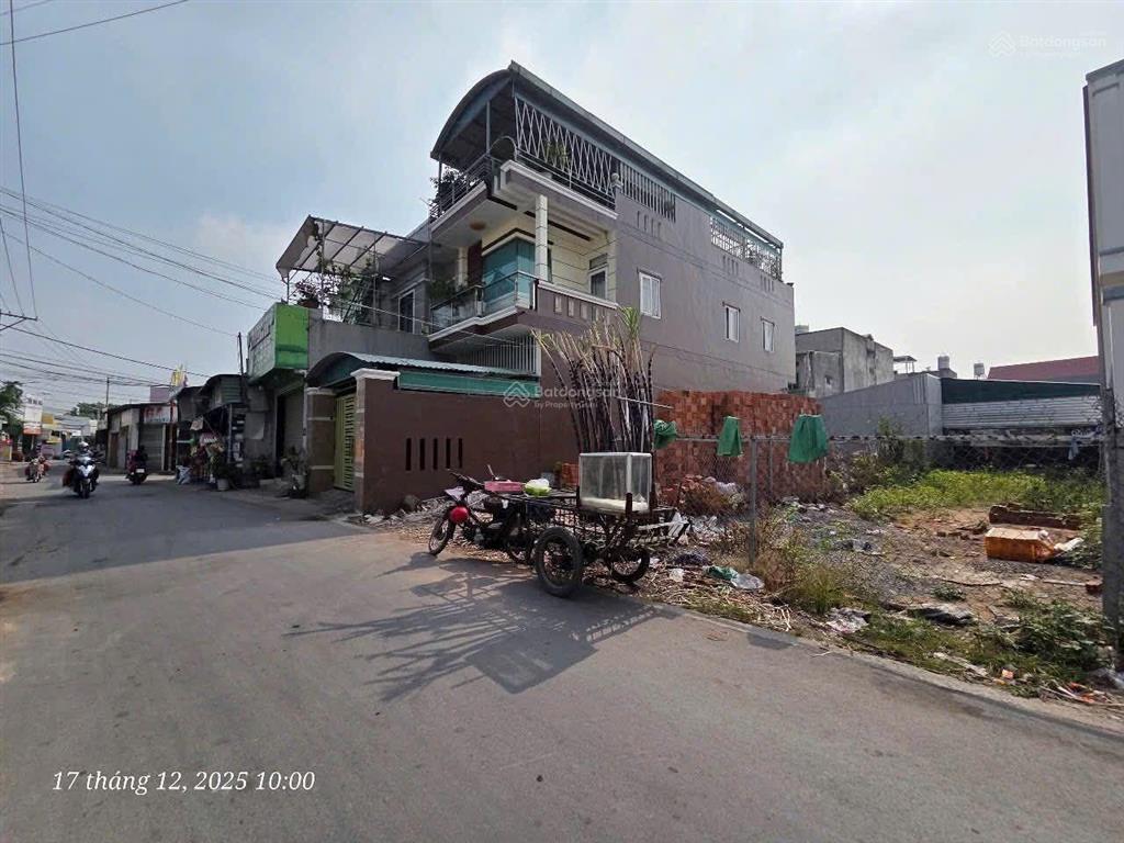 Bán đất mặt tiền bình hòa 3. dt 100m2, thổ cư 80m2, đi bộ ra chợ, giá 4,6 tỷ
