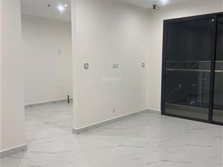Bán gấp căn hộ 2pn tại vinhomes grand park, 4,9 tỷ, 80m2, q9, hcm