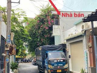 Nhà 3 lầu giá 2.1 tỷ bình thọ thủ đức dt  20 m2