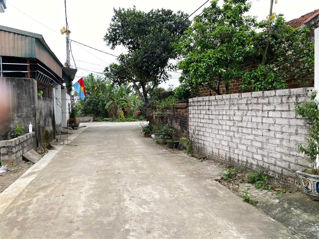 Cần bán nhanh 234 m thổ cư gần đại học quốc gia , công nghệ cao hòa lạc giá nhỉnh 20 triệu/m