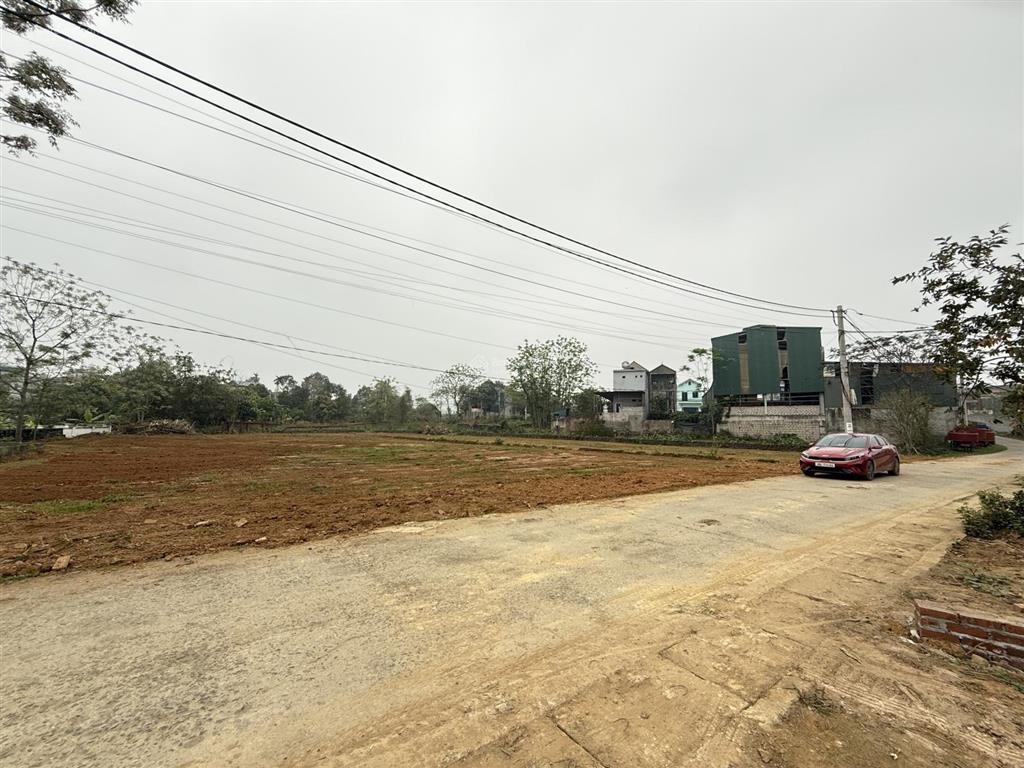 Chính chủ bán lô 2190m2 có 500m2 thổ cư giá 6tr/m2, tại phú mãn quốc oai, đường rộng 10m