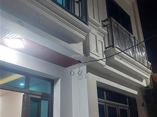 Cc mở bán 3 căn nhà liền kề thôn đông la xã an khánh tp hà nội, dt 35m2 xây mới