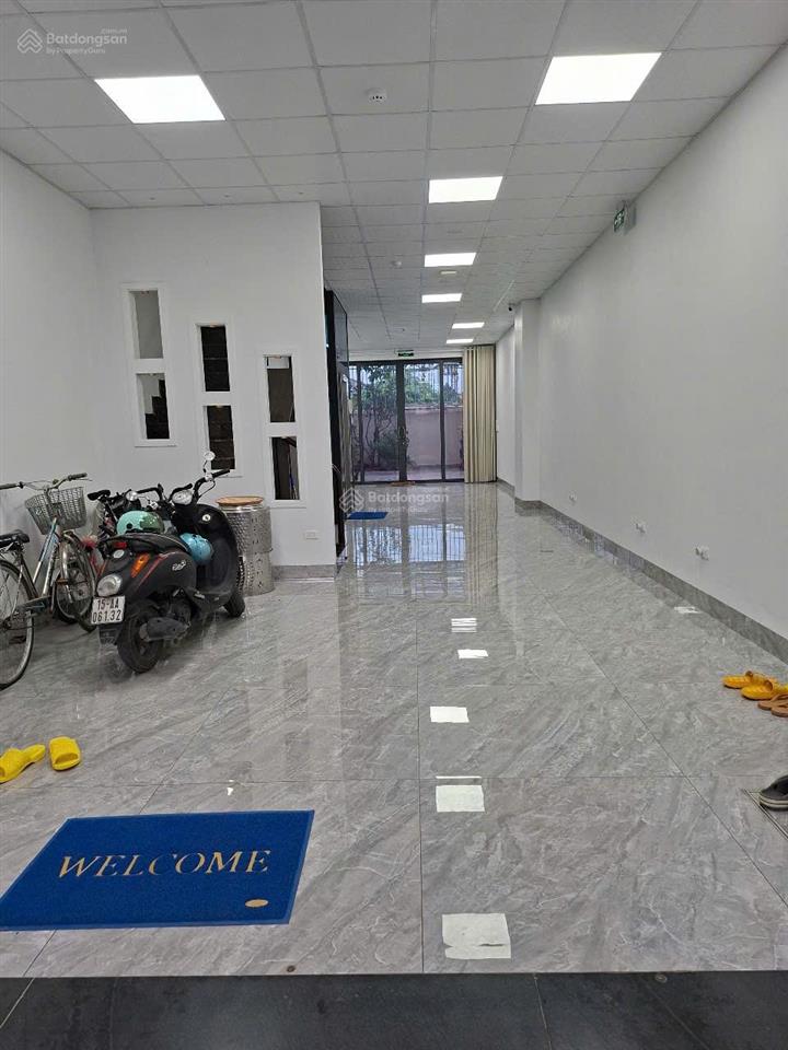 Cần cho thuê 300m2 nhà hoàn thiện làm văn phòng công ty tại hynode royal park