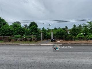 Cho thuê 2.428m² đất mặt tiền đường lên cầu rạch miễu 2 tiền giang dt 53x46 giá 100tr/tháng tl