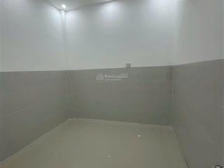Bán nhà trệt lửng mới 50m2 hẻm đường 30/4 xung quanh đầy đủ tiện ích