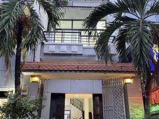 Cho thuê nhà 1 trệt 2 lầu sân thượng 4pn 4x25m mặt tiền đường số phường tân quy