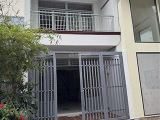 Cho thuê nhà 1 trệt 1 lầu 4x15m mặt tiền đường số gần chợ tân mỹ quận 7