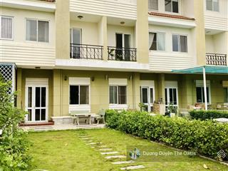 Cần bán căn biệt thự 150m2 hướng nam tại the oasis ngay aeon, sân golf sông bé.  0975 362 ***