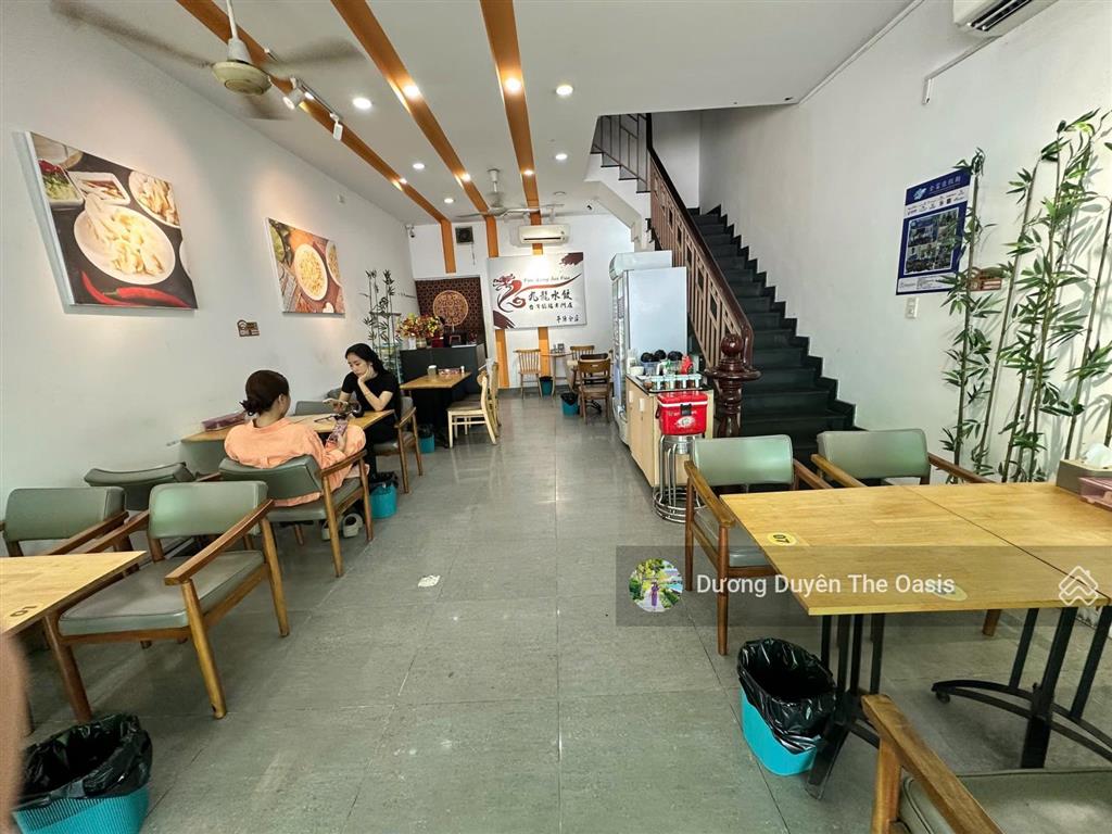 Chủ đi nước ngoài cần bán nhà phố 3 tầng đường d33(china town). dãy kinh doanh mua bán0975 362 ***