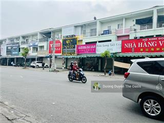 Chủ đi nước ngoài cần bán nhà phố 3 tầng đường d33 (china town) sẵn hđt 30tr/tháng  0975 362 ***