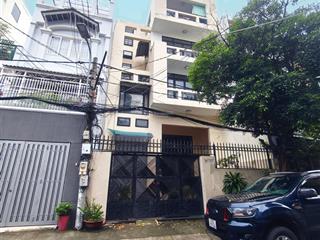 Tòa nhà văn phòng ngang 8 dài 17m đường 10m vỉa hè đ. dương quảng hàm, p5, gò vấp