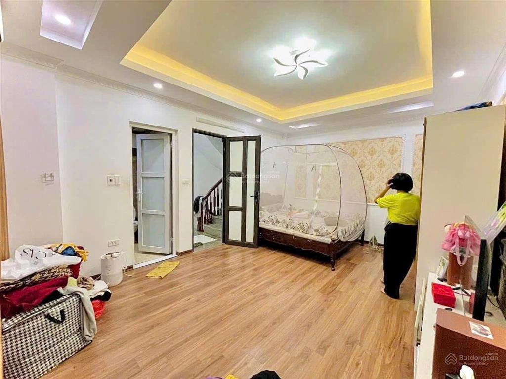 Nhà phố nhỏ xinh, chủ tự xây, phố bùi xương trạch, thanh xuân, dt 37m2, 5t, 3pn, chỉ 6.95 tỷ