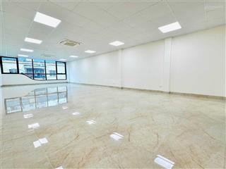 Cần cho thuê 100m2 tại mặt đường nguyễn hoàng gia cực rẻ chỉ 13tr bàn giao ngay  097254758