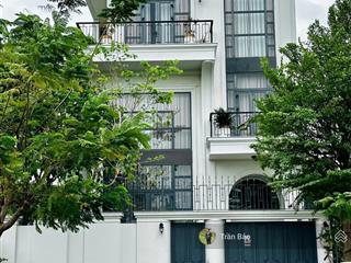 Tin thật 100%. rẻ nhất  đẹp nhất. mt bùi tá hán phường an phú, q2. 8x20m cn 160m. giá chỉ 36,5 tỷ