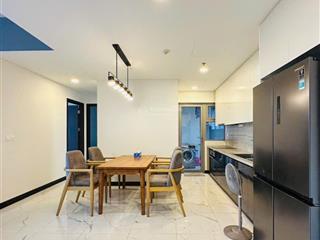 Bán gấp căn hộ 2pn empire city giá 17,9 tỷ all .huỳnh thư 0905 724 ***