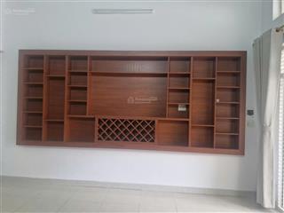 Nhà mê lững đầu hẻm 171 lý thái tổ