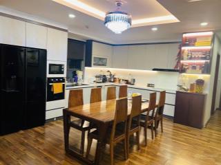 Chính chủ bán căn 4n  dt 139m2  view đẹp  full nội thất  giá 10,5 tỷ  0936 336 ***